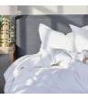 Kołdra HOME BY TEMPUR Elite White Down Cooling Standard - aranżacja